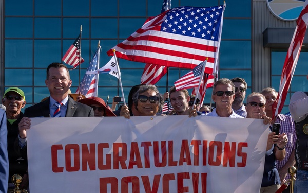 MoH recipient, retired U.S. Navy Capt. Royce Williams arrives to Jet Center Palomar Airport