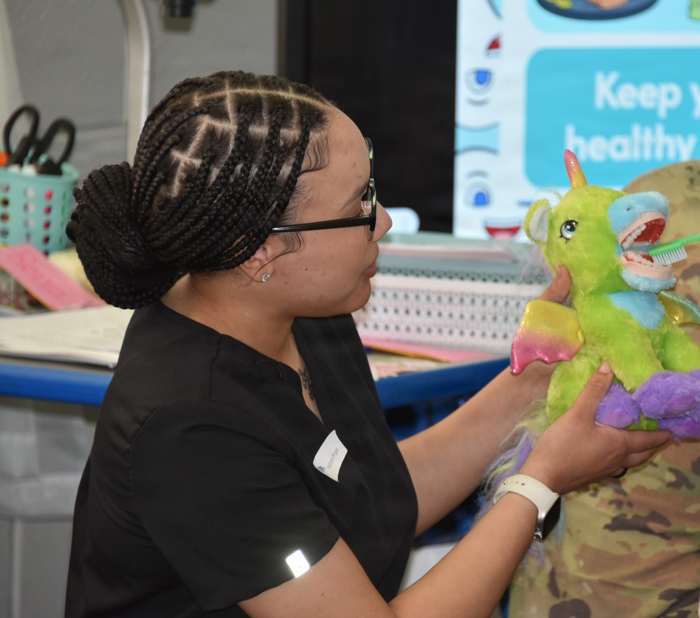 WAMC Dental Team Expands Outreach to Fort Bragg Schools