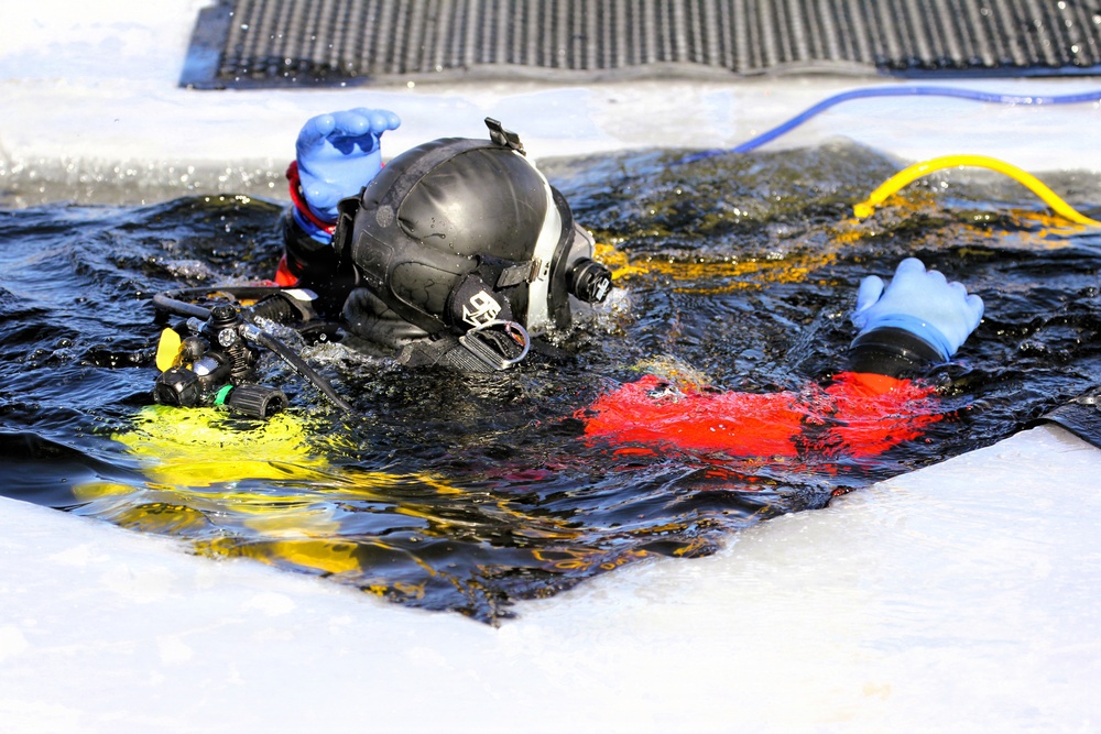 Fort McCoy DES Fire Department dive team holds February rescue training under ice