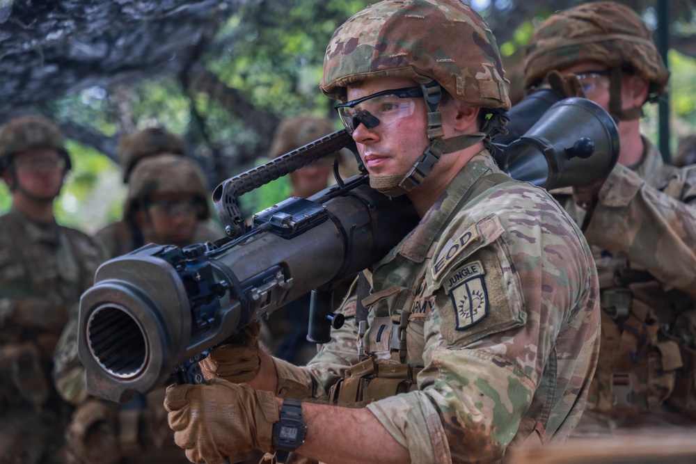 E3B WEAPONS/MEDIC LANES