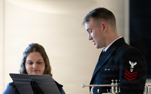 Navy Band leads clinic at Queensbury High School