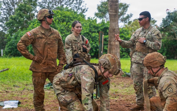 E3B WEAPONS/MEDIC LANES