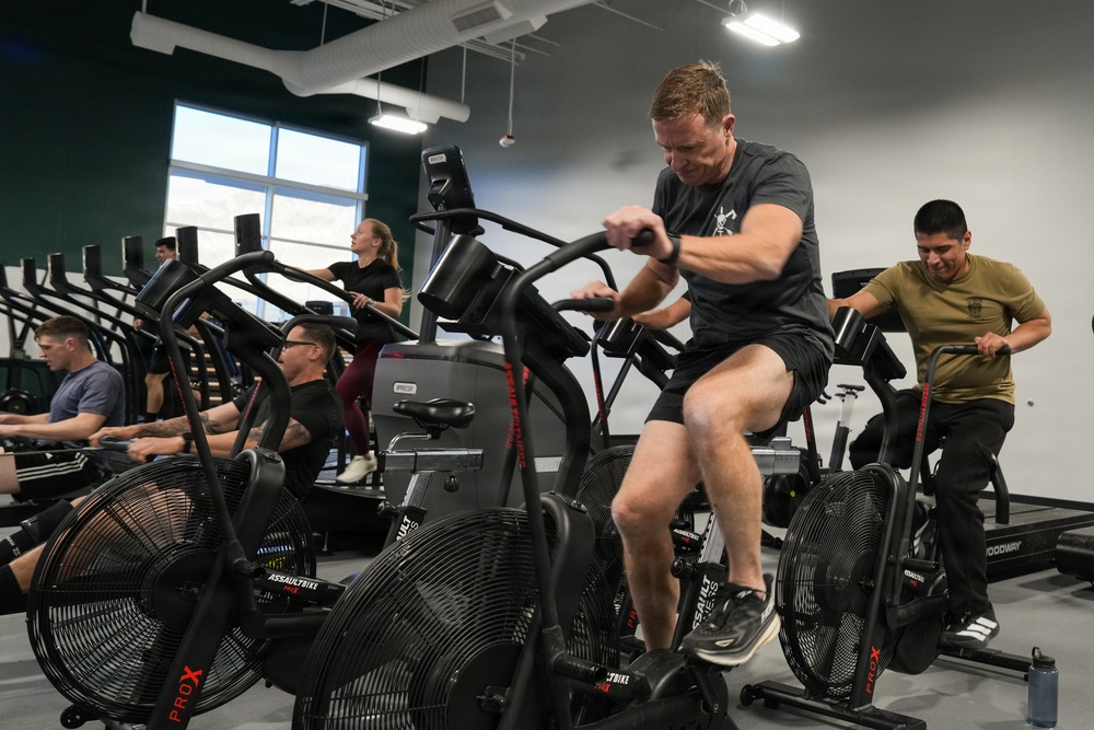 1st Special Forces Command commander trains alongside 10th SFG (A) Soldiers