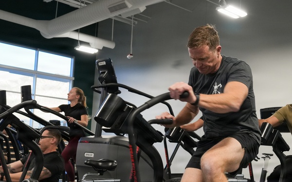 1st Special Forces Command commander trains alongside 10th SFG (A) Soldiers