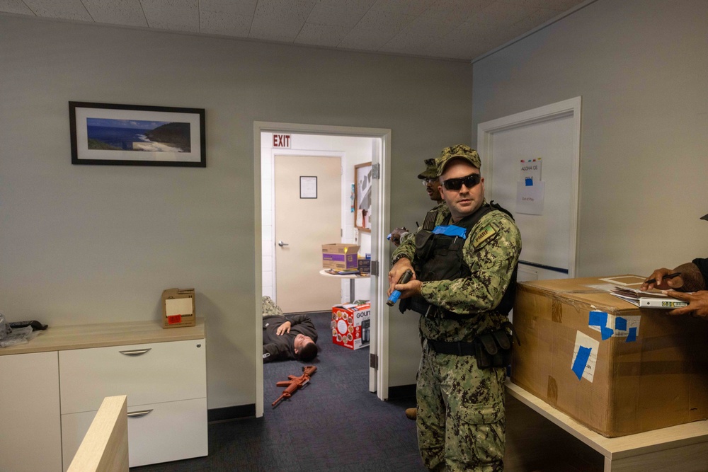 PMRF Security and Emergency Response Teams Participate in CART Exercise.