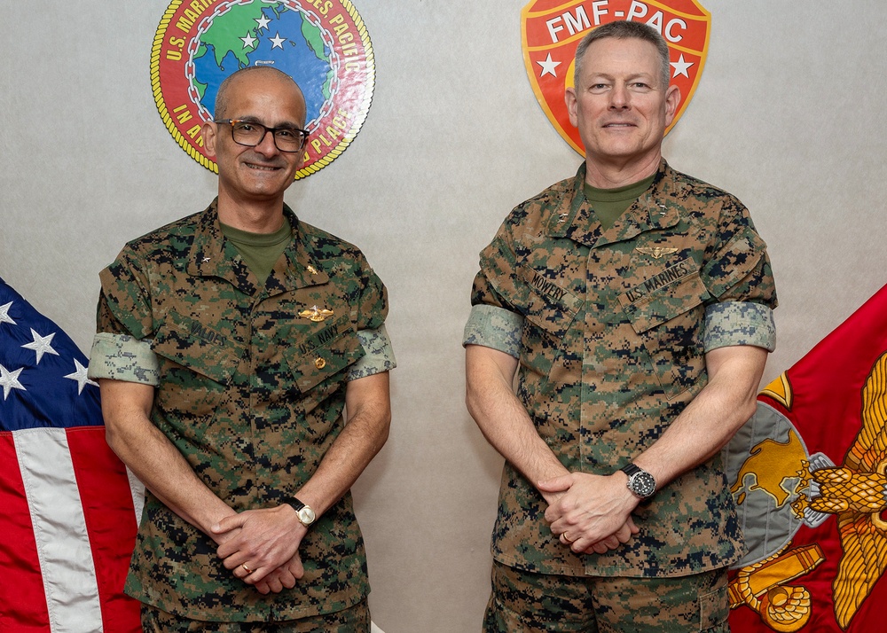MARFORPAC deputy commander meets with the medical officer of the U.S. Marine Corps