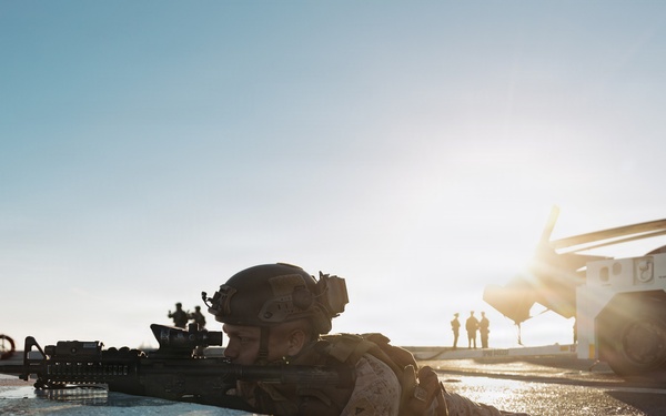 11th MEU Marines, Sailors conduct a Simulated Strait Transit aboard USS Portland