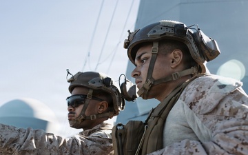 11th MEU Marines, Sailors conduct a Simulated Strait Transit aboard USS Portland