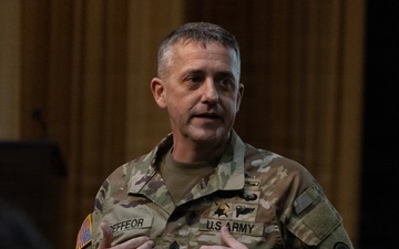 U.S. Soldiers gathered for a PCS/ETS retention brief hosted by I Corps