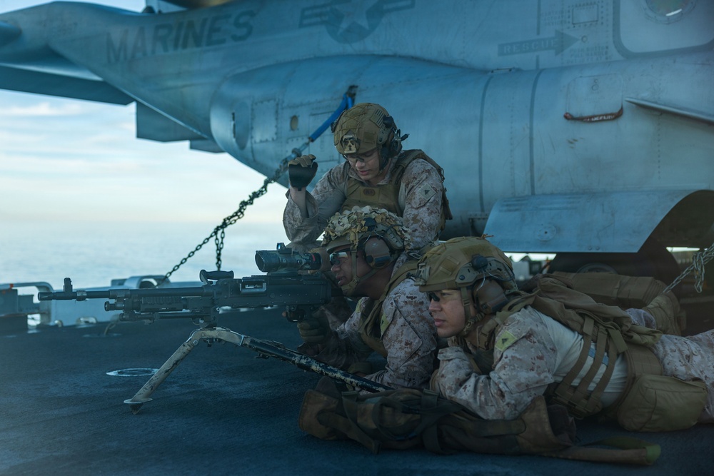 11th MEU Marines, Sailors Conduct Simulated Straight Transit