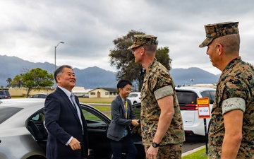Special Advisor to the Prime Minister of Japan Visits MCBH