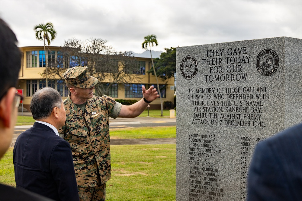 Special Advisor to the Prime Minister of Japan Visits MCBH