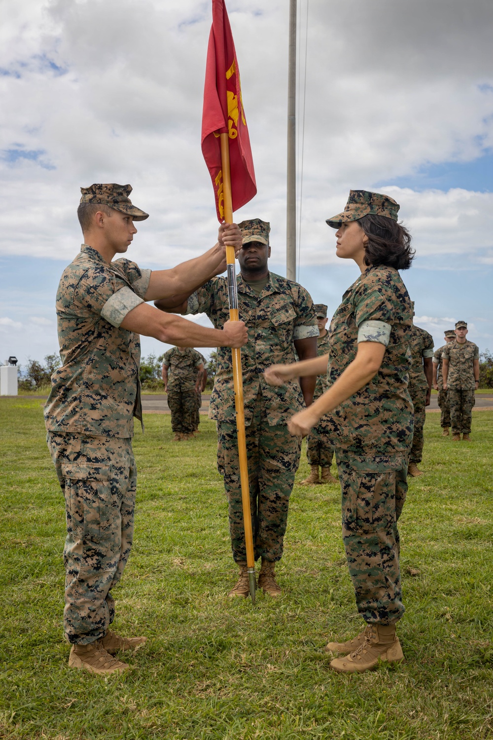 MARFORPAC HQ Company conducts change of command ceremony