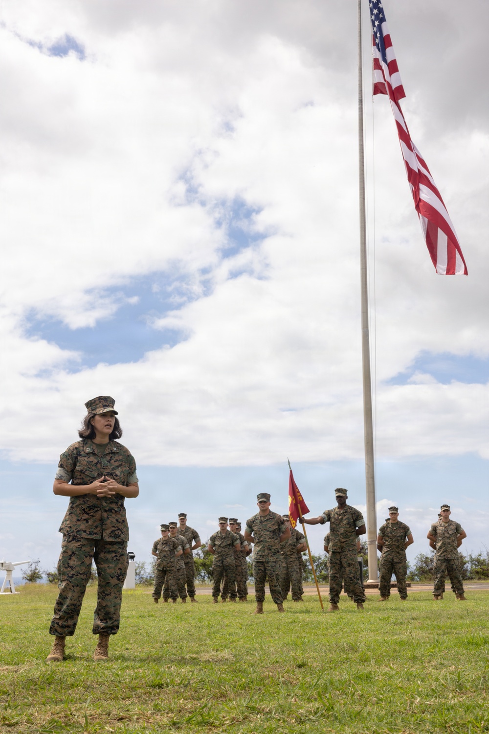MARFORPAC HQ Company conducts change of command ceremony