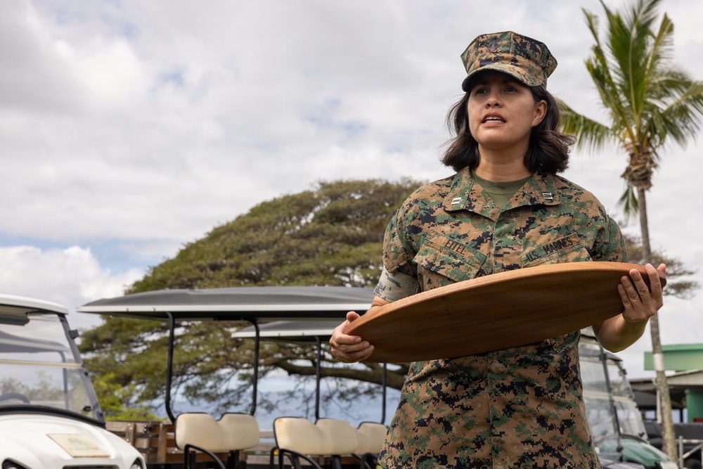 MARFORPAC HQ Company conducts change of command ceremony