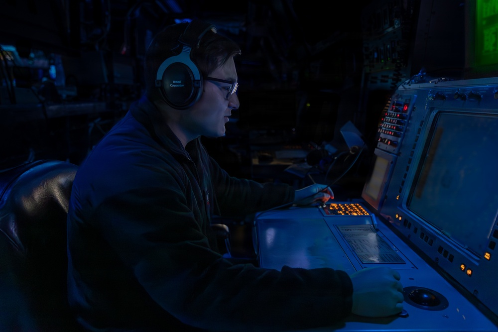 Daily Operations aboard the USS Gonzalez (DDG 66)