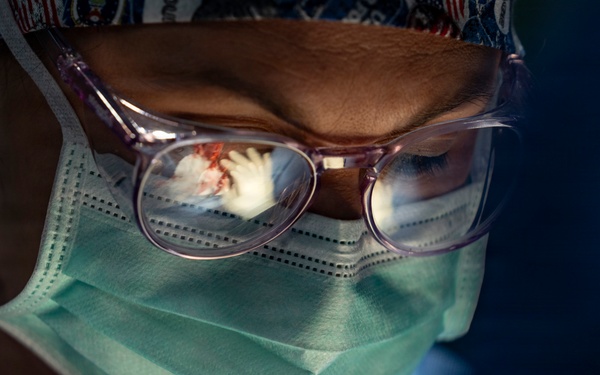 Reserve physician assistant brings surgical capability to LAMAT in Saint Kitts and Nevis