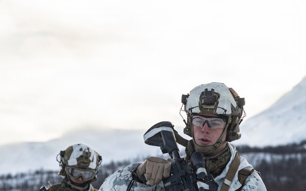 CORE26 | U.S. Marines conduct Live-Fire and Maneuver Squad Attacks in Norway