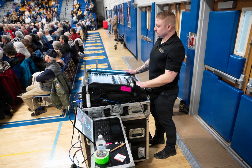 Navy Band performs in Queensbury, New York