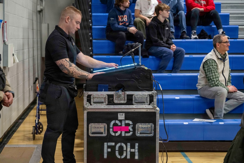 Navy Band performs in Queensbury, New York
