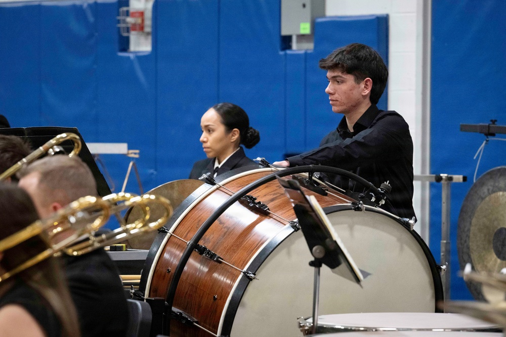 Navy Band performs in Queensbury, New York