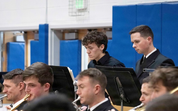 Navy Band performs in Queensbury, New York