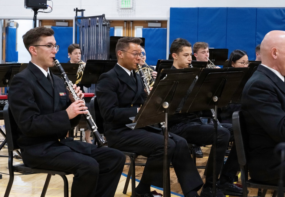 Navy Band performs in Queensbury, New York