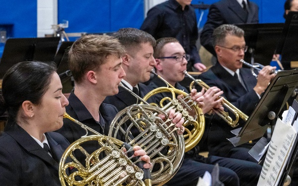 Navy Band performs in Queensbury, New York