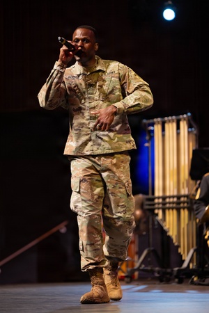 Kid Ink performs for MCAS Iwakuni service members (Radio)