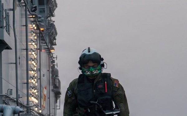 Boxer, HSC 21 Conducts Flight Operations