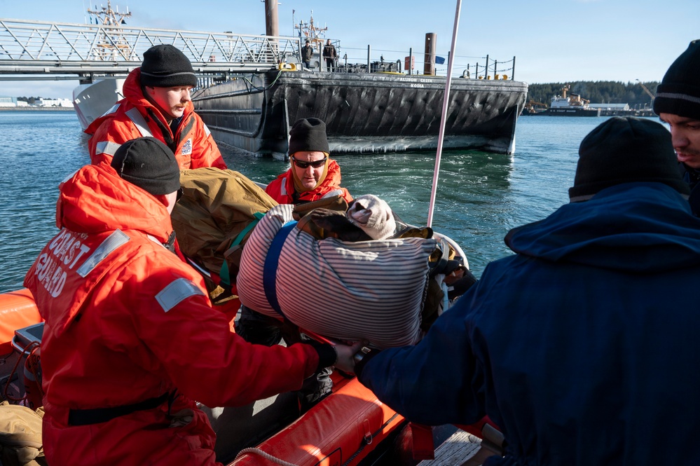 Arctic Edge 26: Ship-to-Shore Patient Transport