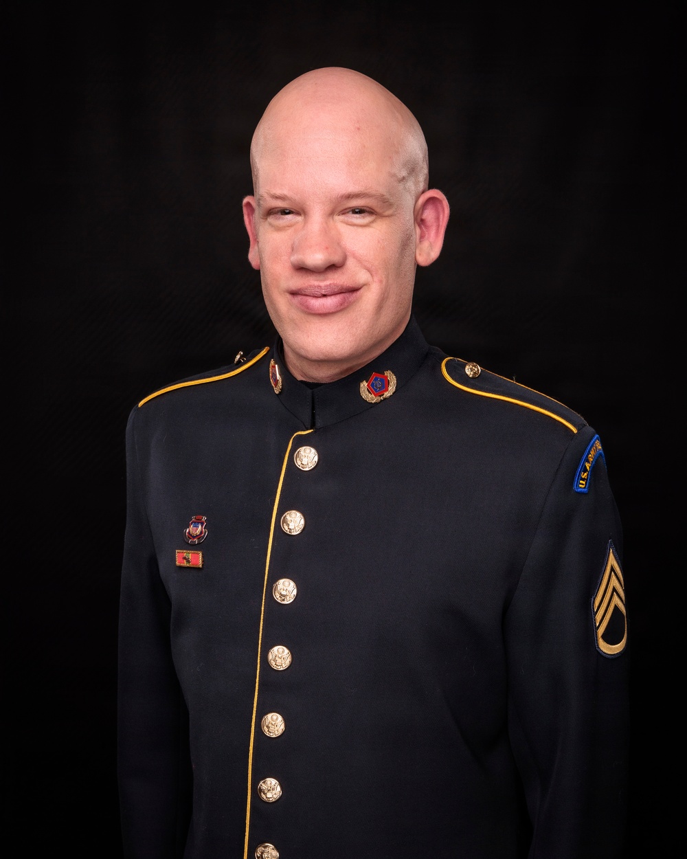 Staff Sgt. Rob Henderson - Bass - US Army Field Band Personnel Headshots