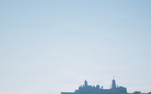 11th MEU Marines, Sailors Conduct VBSS Exercise