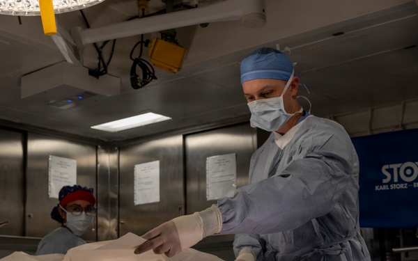 11th MEU Marines, Sailors Conduct a Simulated Casualty Drill Aboard USS Boxer