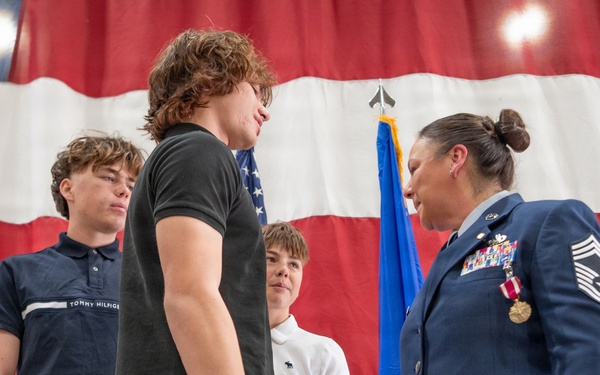 944th Fighter Wing honors Inspector General leader at retirement ceremony