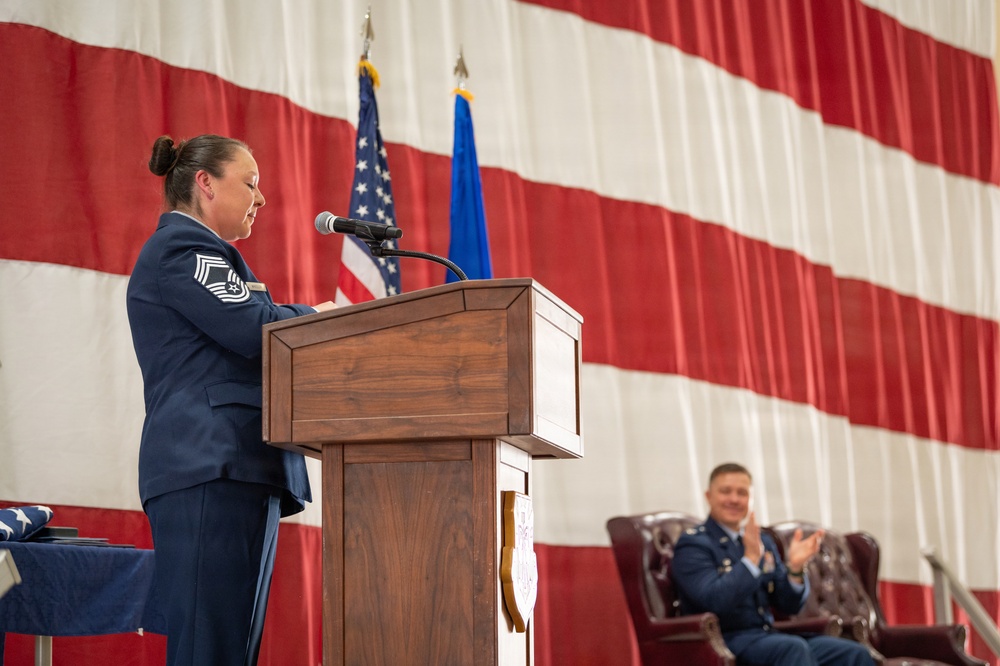 944th Fighter Wing honors Inspector General leader at retirement ceremony