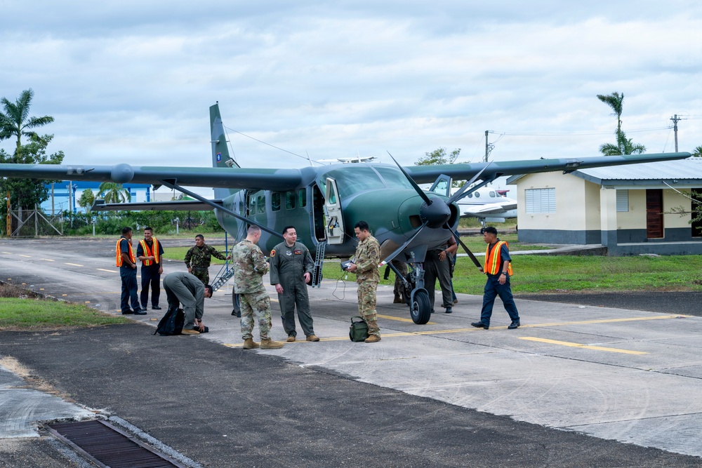 571 MSAS Builds Partner Capacity With Belize Defense Force
