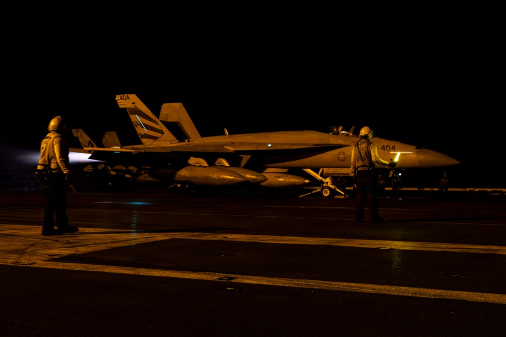 USS Abraham Lincoln (CVN 72) Flight Ops