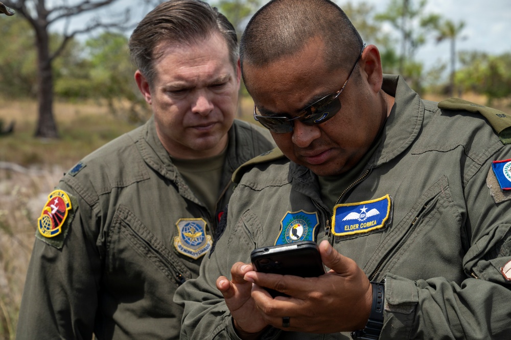 571 MSAS Builds Partner Capacity With Belize Defense Force