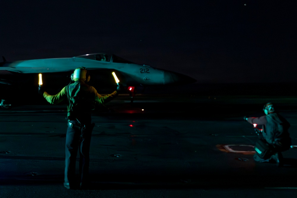 USS Abraham Lincoln (CVN 72) Flight Ops