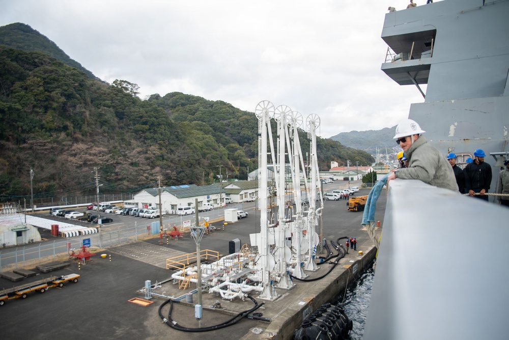 USS New Orleans (LPD 18) Conducts Sea &amp; Anchor