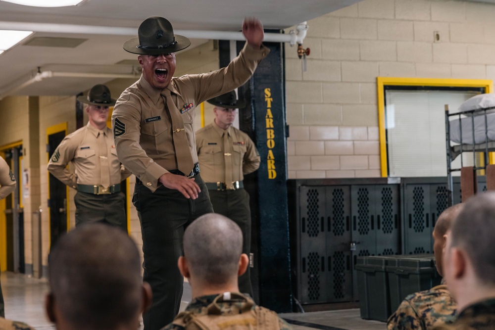 Golf Company Pick Up