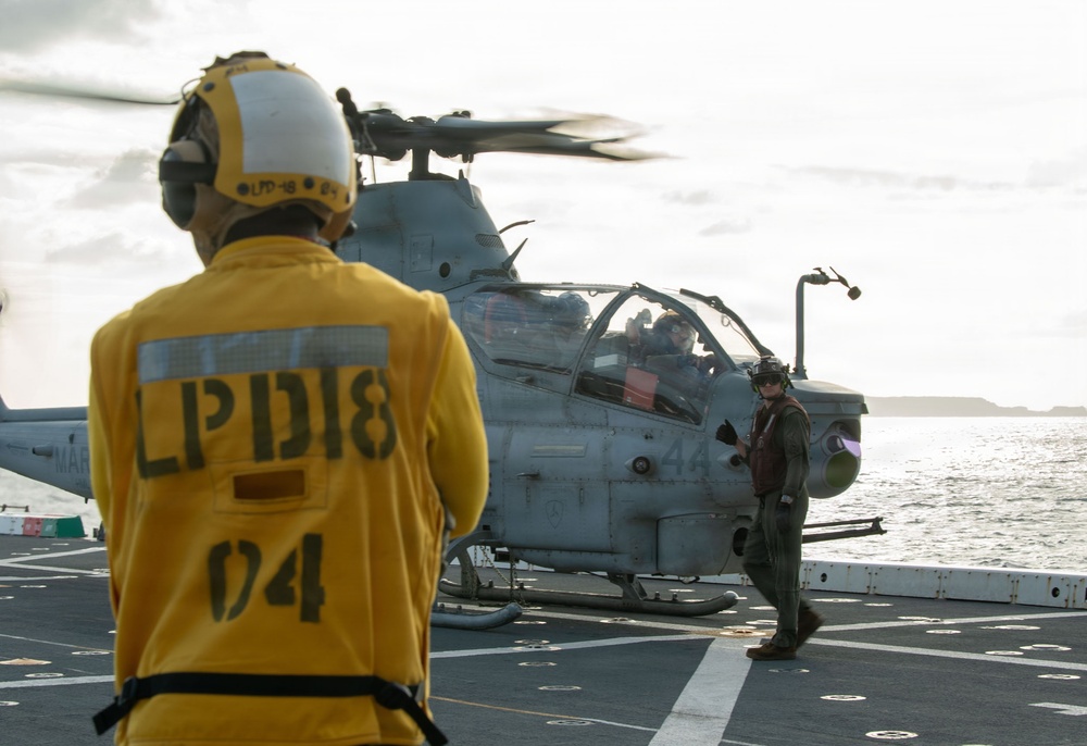 USS New Orleans (LPD 18) Conducts Flight Operations