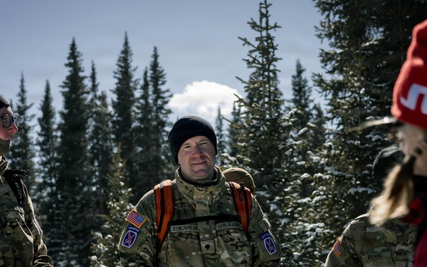 10th MTN DIV and Ski Patrol train on Avalaches