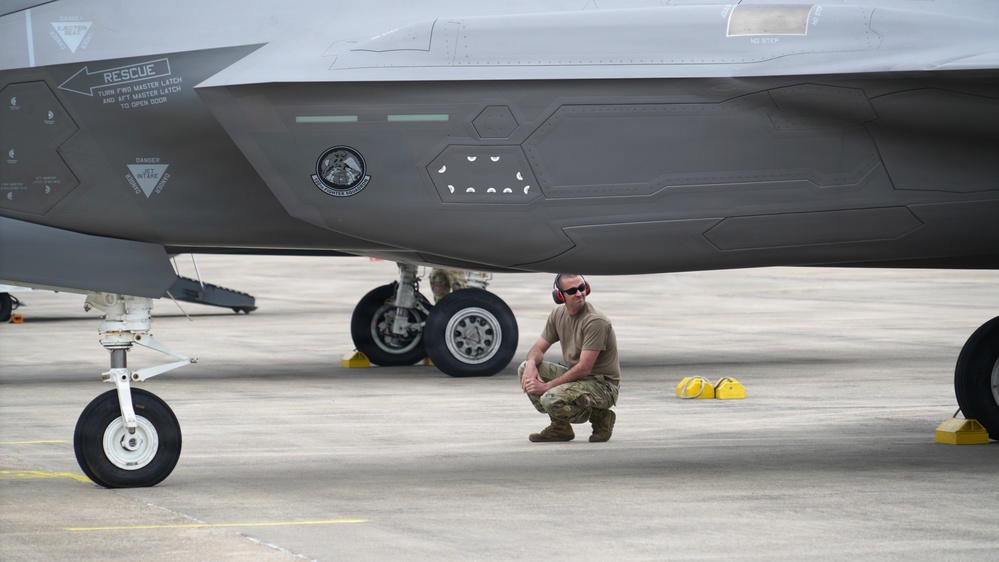 F-35's take off at Sentry South