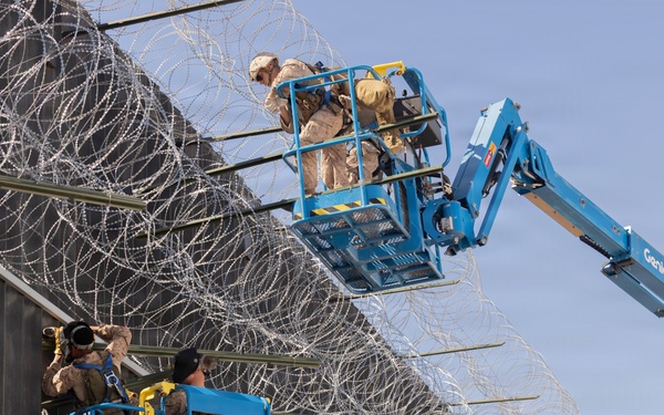 JTF-SB Marines conduct southern border barrier reinforcement