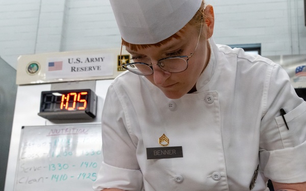 U.S. Army Reserve Nutrition Hot Food Event