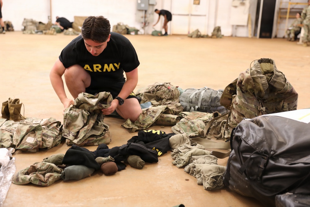 9th MSC competes in Joint Best Squad Competition with 311th Signal Command (Theater)