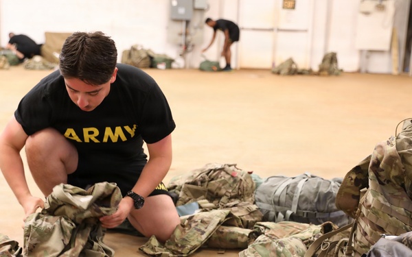 9th MSC competes in Joint Best Squad Competition with 311th Signal Command (Theater)