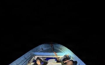 Coast Guard interdicts 14 aliens near Point Loma